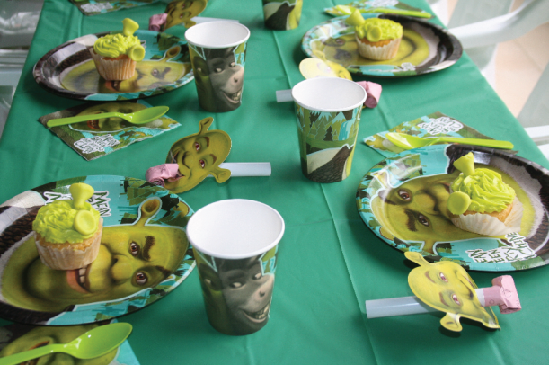 Puestos fiesta Shrek